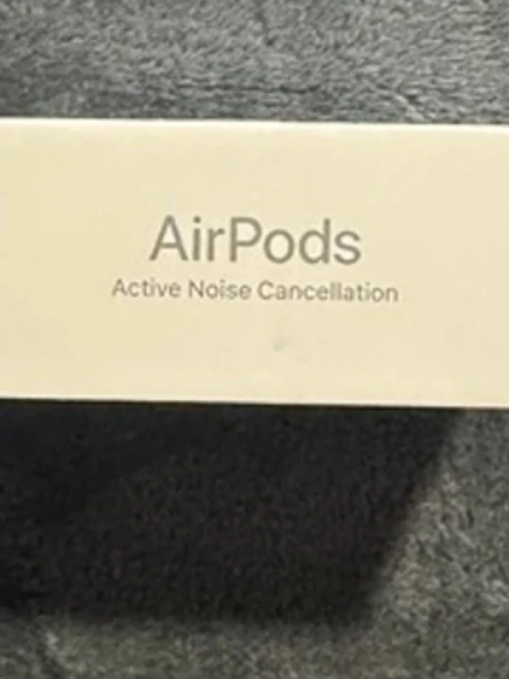 🎧  Apple AirPods